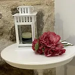 Apartment Domus Alfileritos *