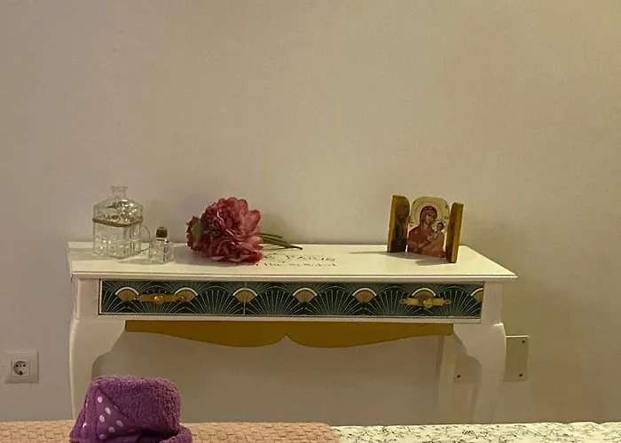 Domus Alfileritos 公寓